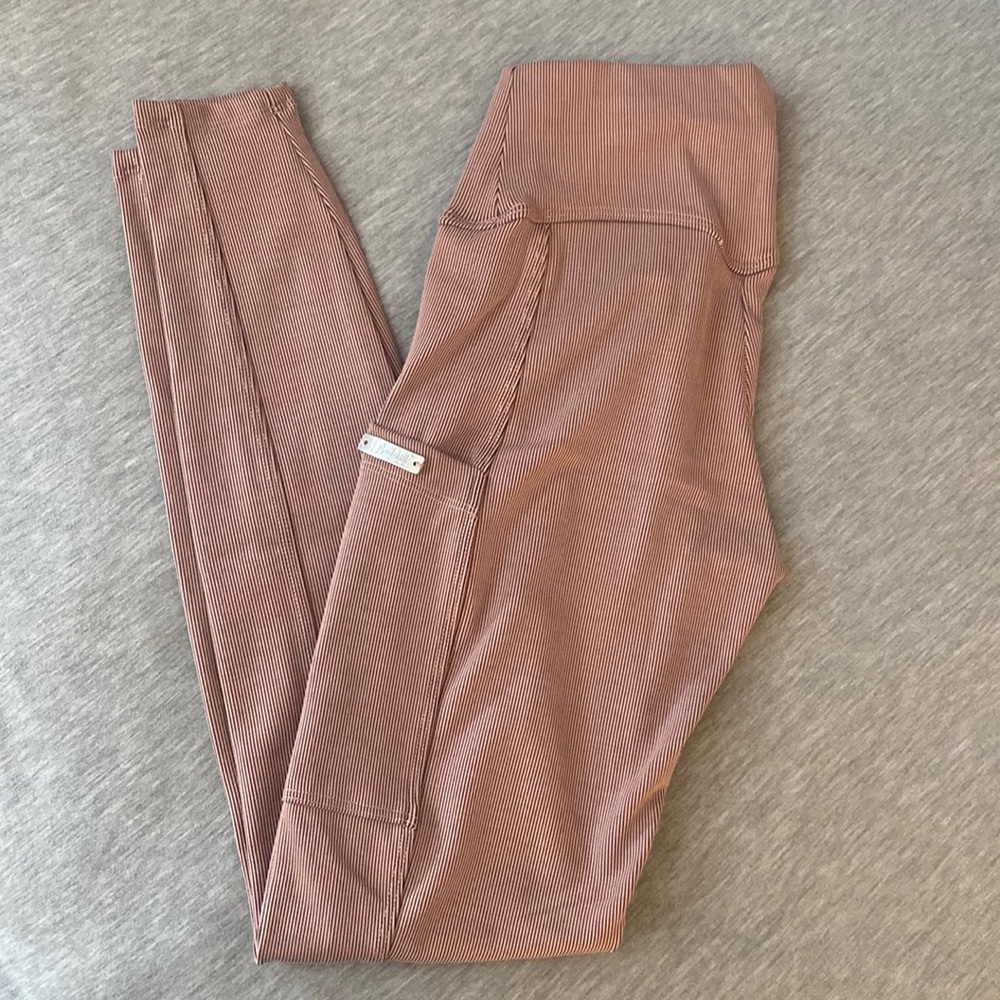 Bombshell leggings